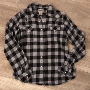Wrangler Flannel with Pearl Snap Buttons szM